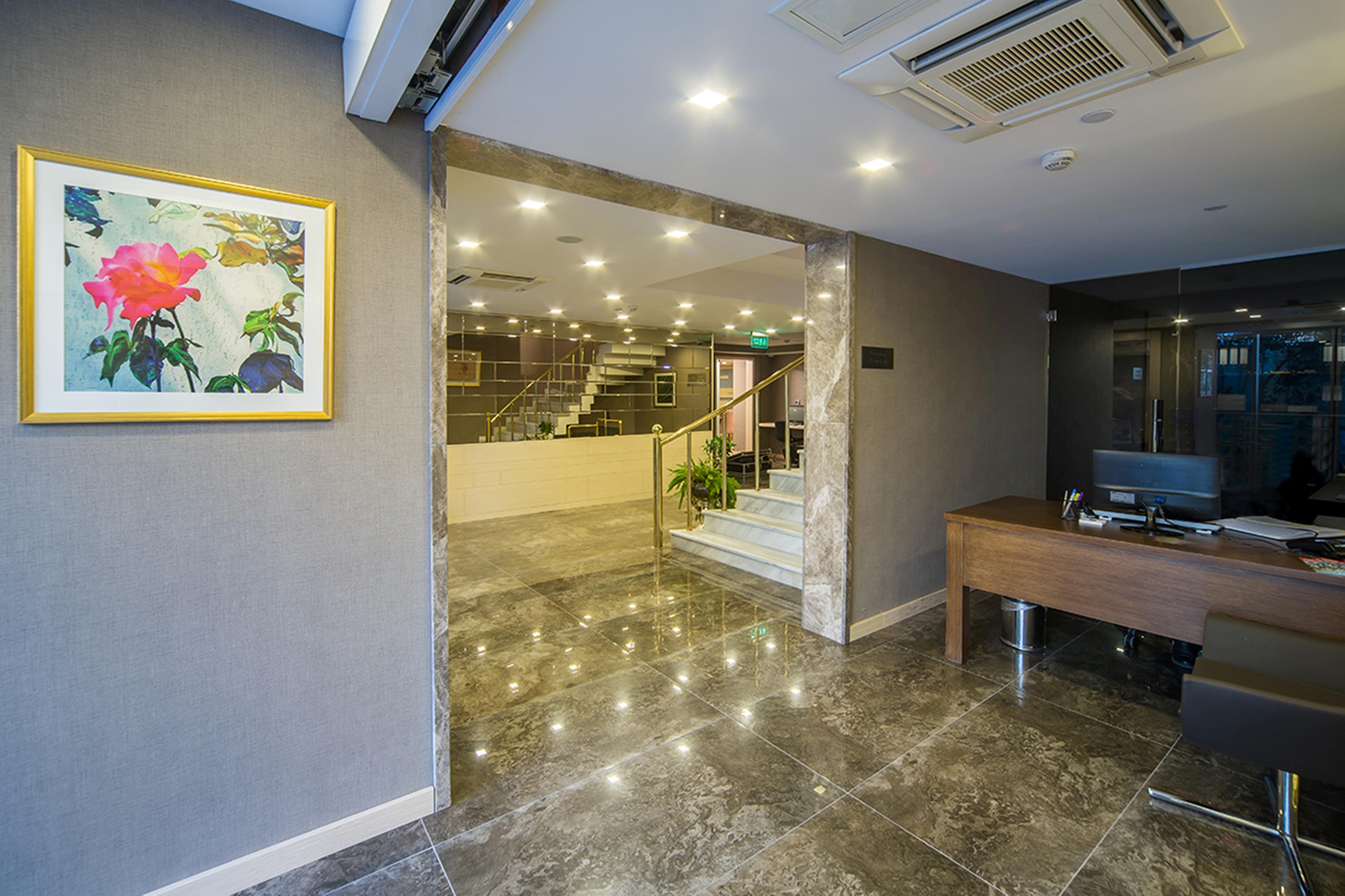 Molton Monapart Mecidiyekoy Istanbul Exterior photo