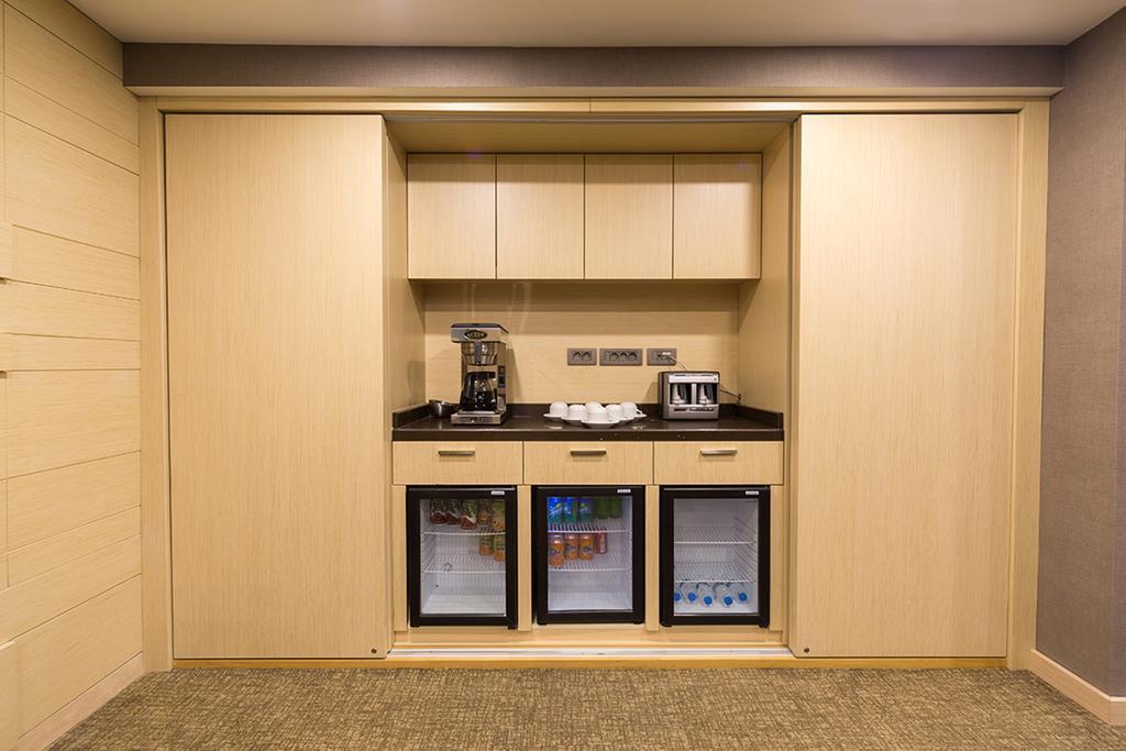 Molton Monapart Mecidiyekoy Istanbul Exterior photo